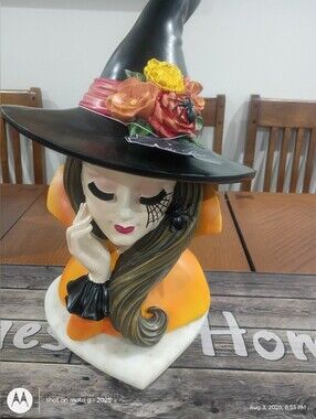 New Viral VHTF Lg 17" Bella Lux
Floral Halloween witch with
- spider head
